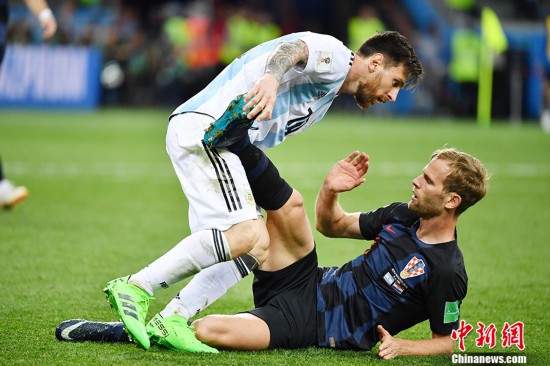 关于摩洛哥战平卢森堡,晋级形势岌岌可危的信息 关于摩洛哥战平卢森堡,晋级形势岌岌可危的信息