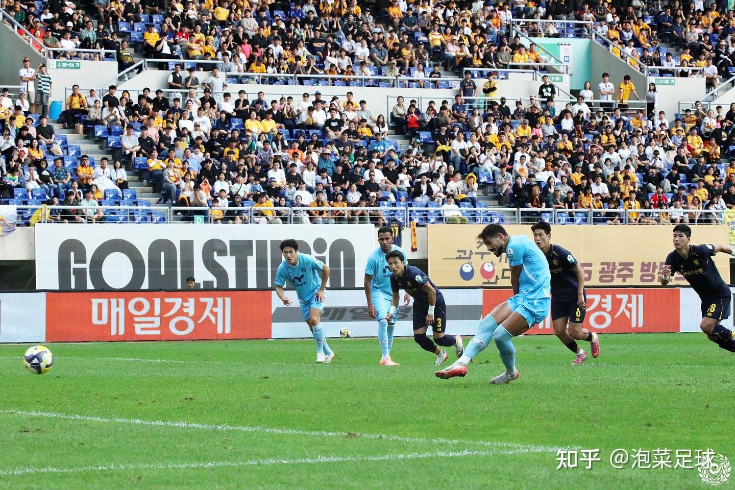 韩国队在主场比赛中获得一场胜利 韩国队在主场比赛中获得一场胜利