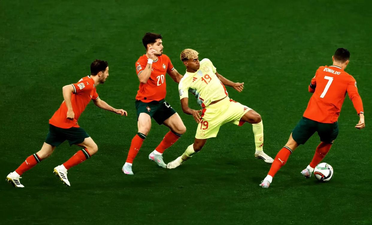 欧国联赛再展辉煌,豪门球队备战 欧国联赛再展辉煌,豪门球队备战