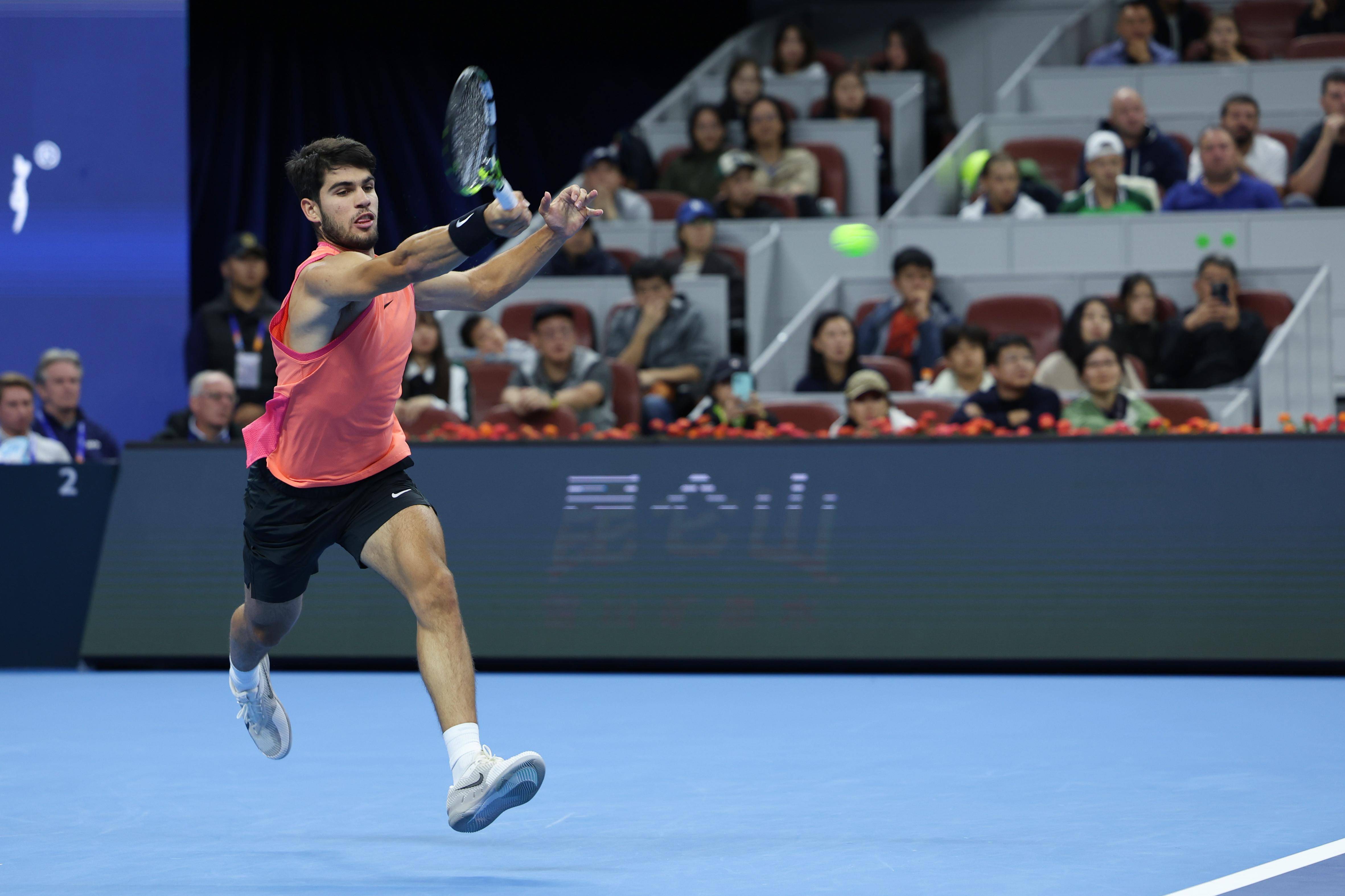 ATP总决赛力克澳网,阿尔卡拉斯刷新纪录 ATP总决赛力克澳网,阿尔卡拉斯刷新纪录