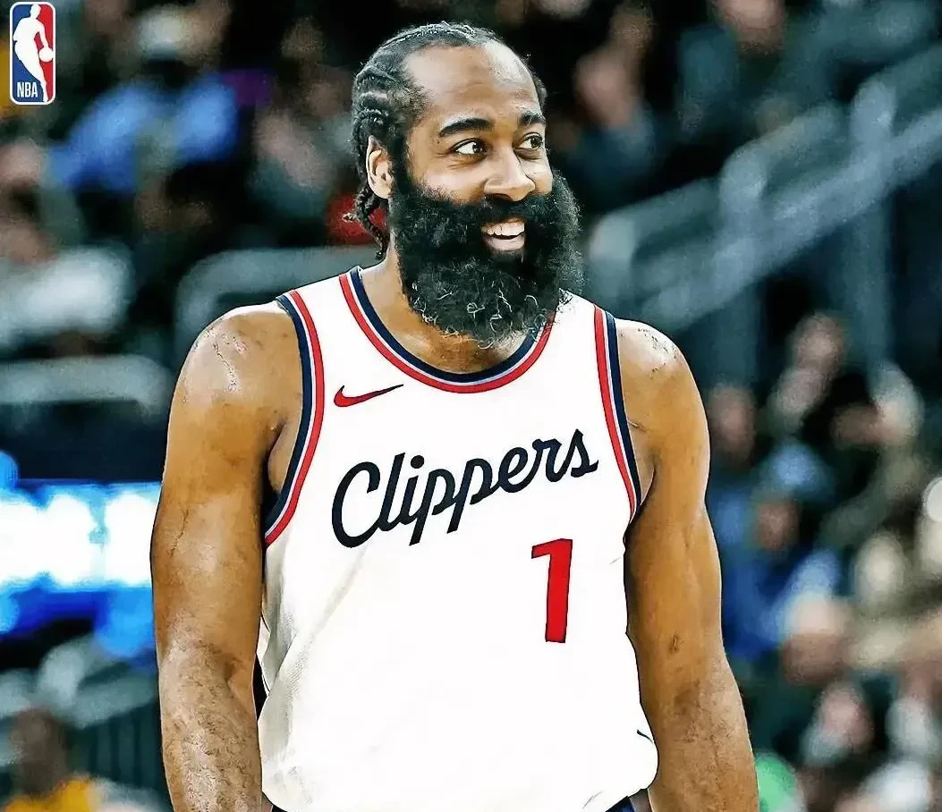 尼克斯轻取灰熊，哈登扛起全队