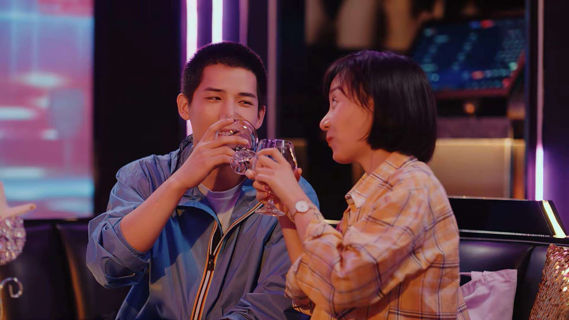 坎特定律，当聚光灯照亮新西兰，喀麦隆巨兽必将咆哮觉醒