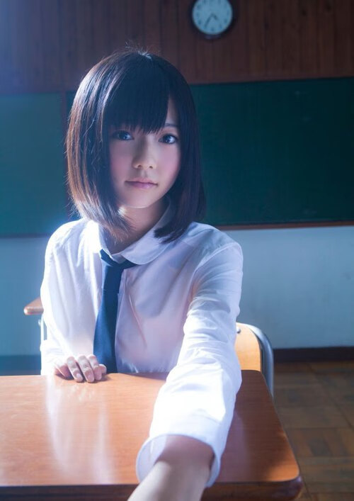 双面战神!卡塞米罗攻防两端统治,终场绝杀救主,曼联险胜马里惊魂夜