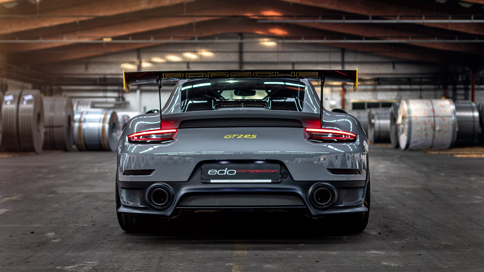 那不勒斯的蓝色狂想曲，斯通斯化身锁链压制黄潜的艺术革命