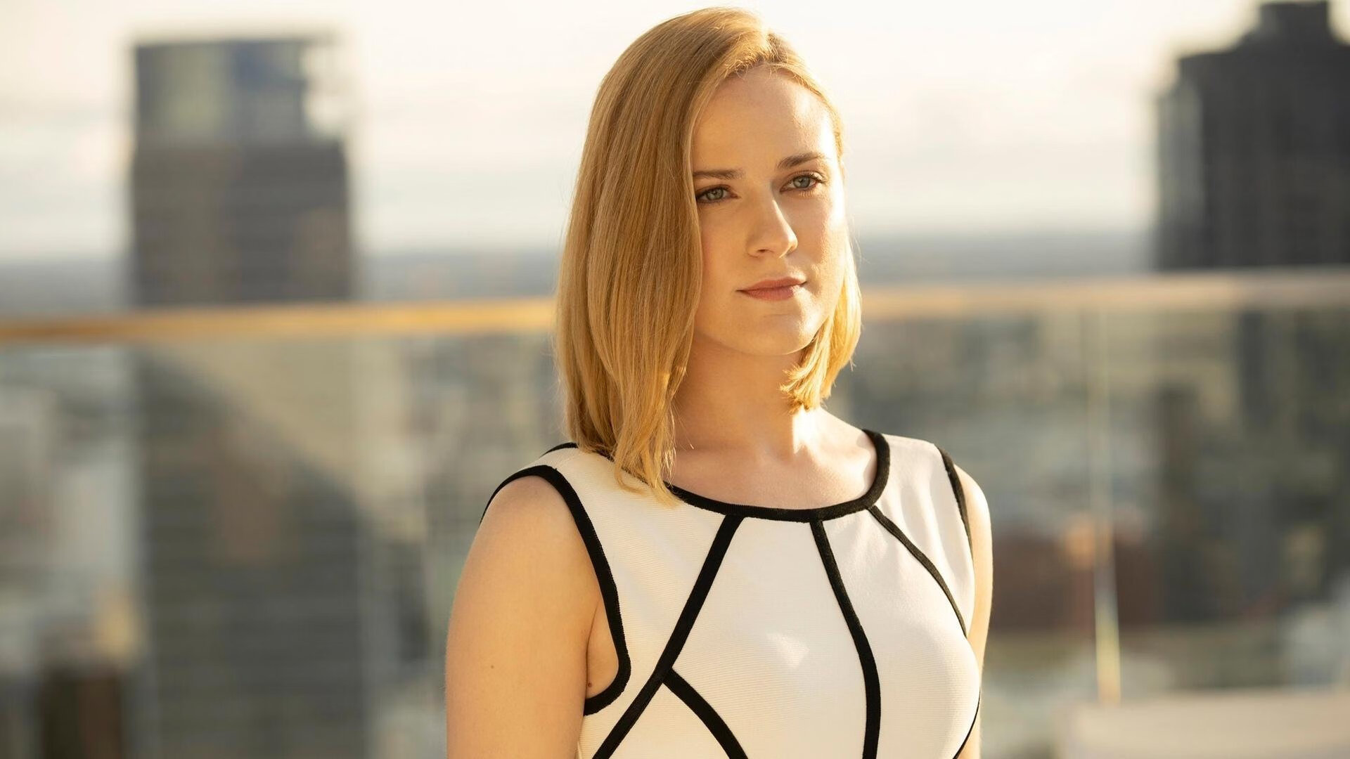 克拉玛依的声浪，马尼拉的指针