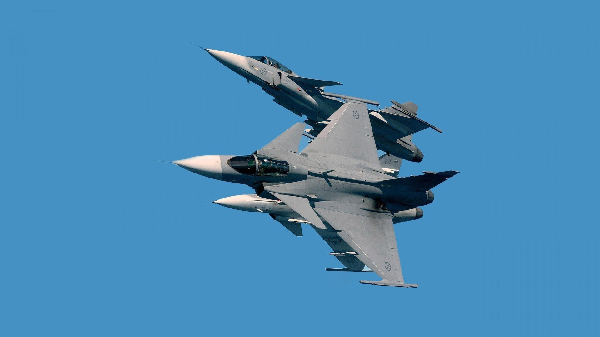 静默撕碎者，爱德华兹在国家德比之夜，与一座城市的呼吸共振