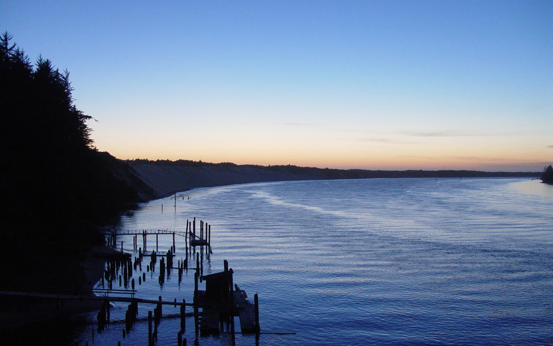霍勒迪冷血时刻，三节击溃骑士，猛龙速胜哲学背后的关键先生